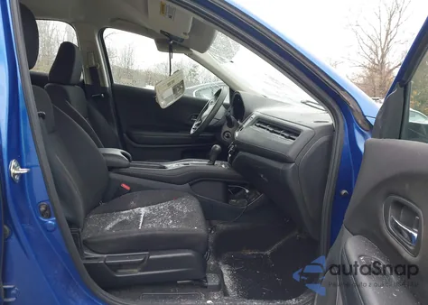 2018 Honda Hr-V Lx z USA, uszkodzony, nr VIN 3CZRU6H39JG727559